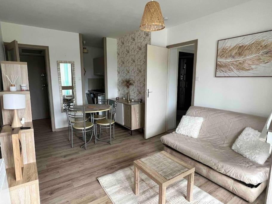 Appartement A 100 M De La Plage St Hilaire De Riez Les Becs Saint-Hilaire-de-Riez Εξωτερικό φωτογραφία